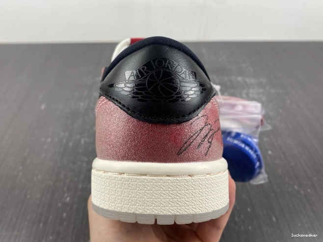 Cheap LUCY 'RED 1 JORDAN ROOM AIR TROPHY X OG LOW BLACK' FN0432-017 0812
